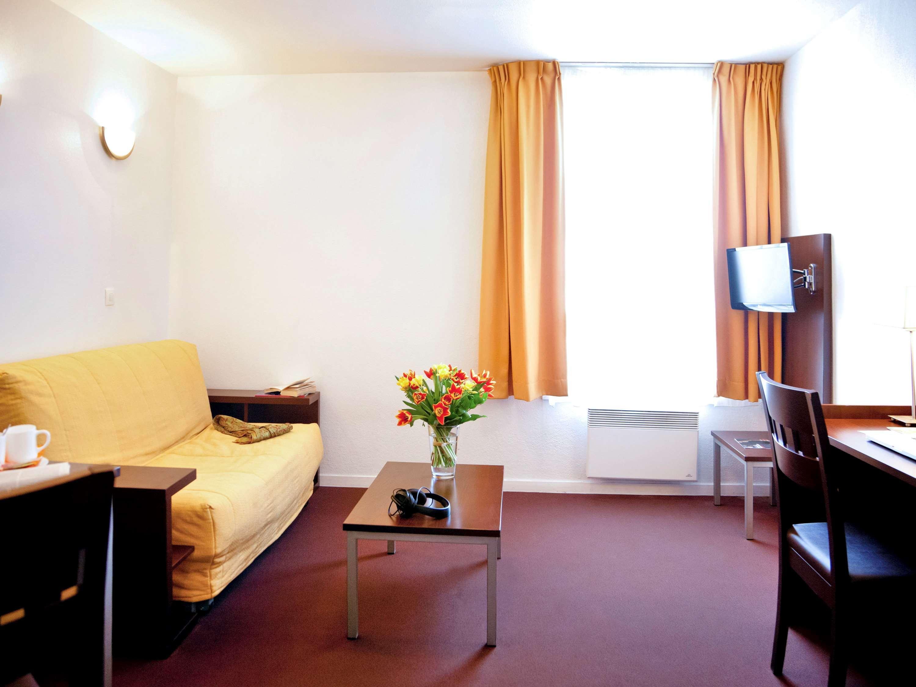 Aparthotel Adagio Access Paris Saint-Denis Pleyel Exterior photo