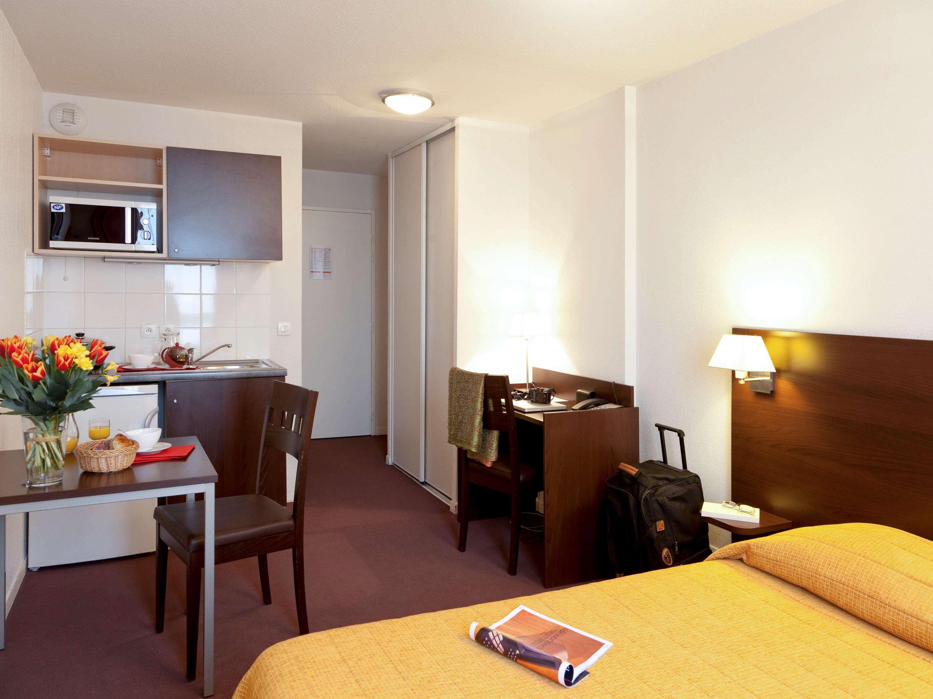 Aparthotel Adagio Access Paris Saint-Denis Pleyel Exterior photo