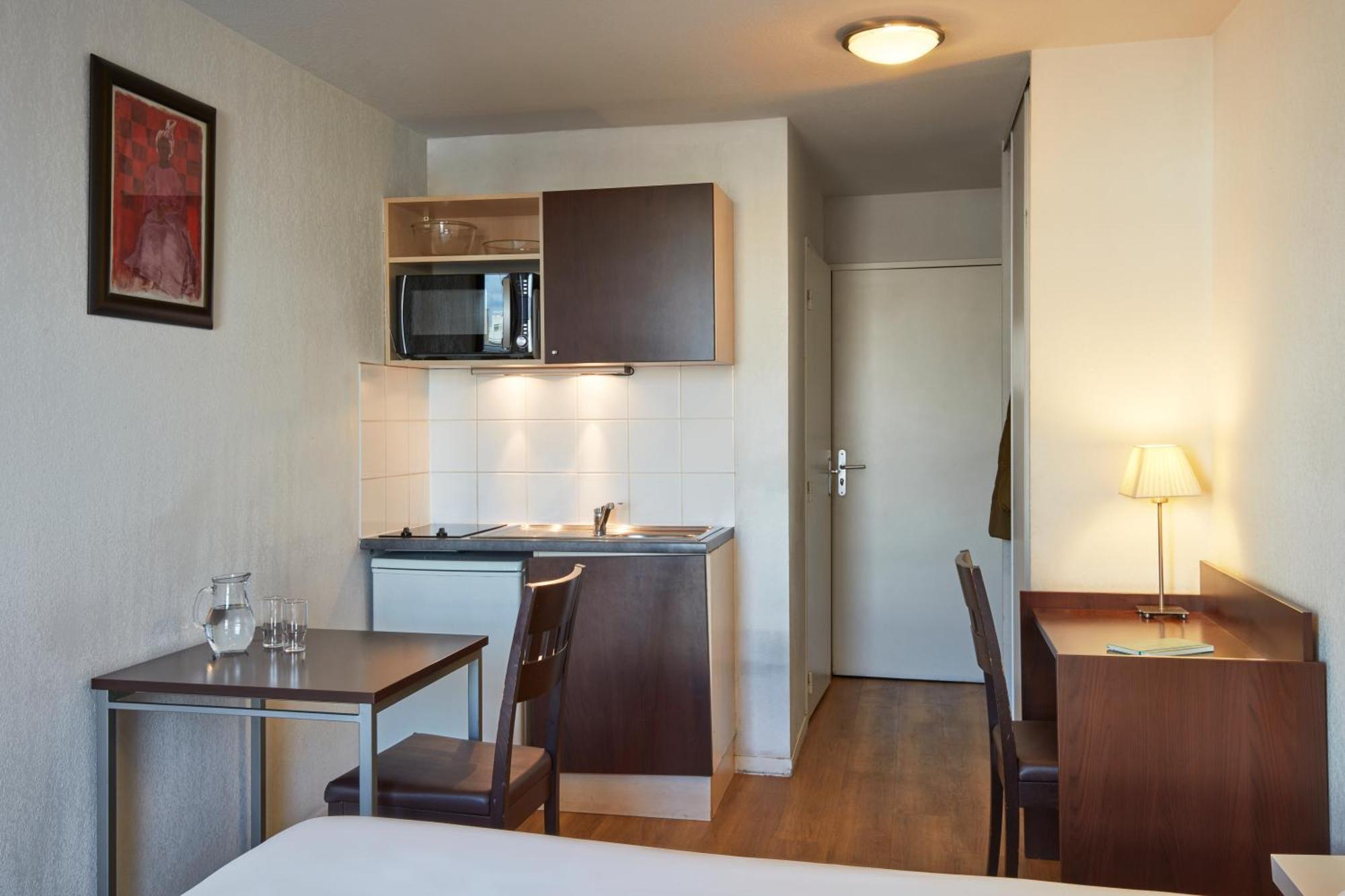Aparthotel Adagio Access Paris Saint-Denis Pleyel Exterior photo