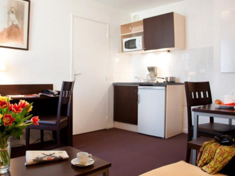 Aparthotel Adagio Access Paris Saint-Denis Pleyel Exterior photo